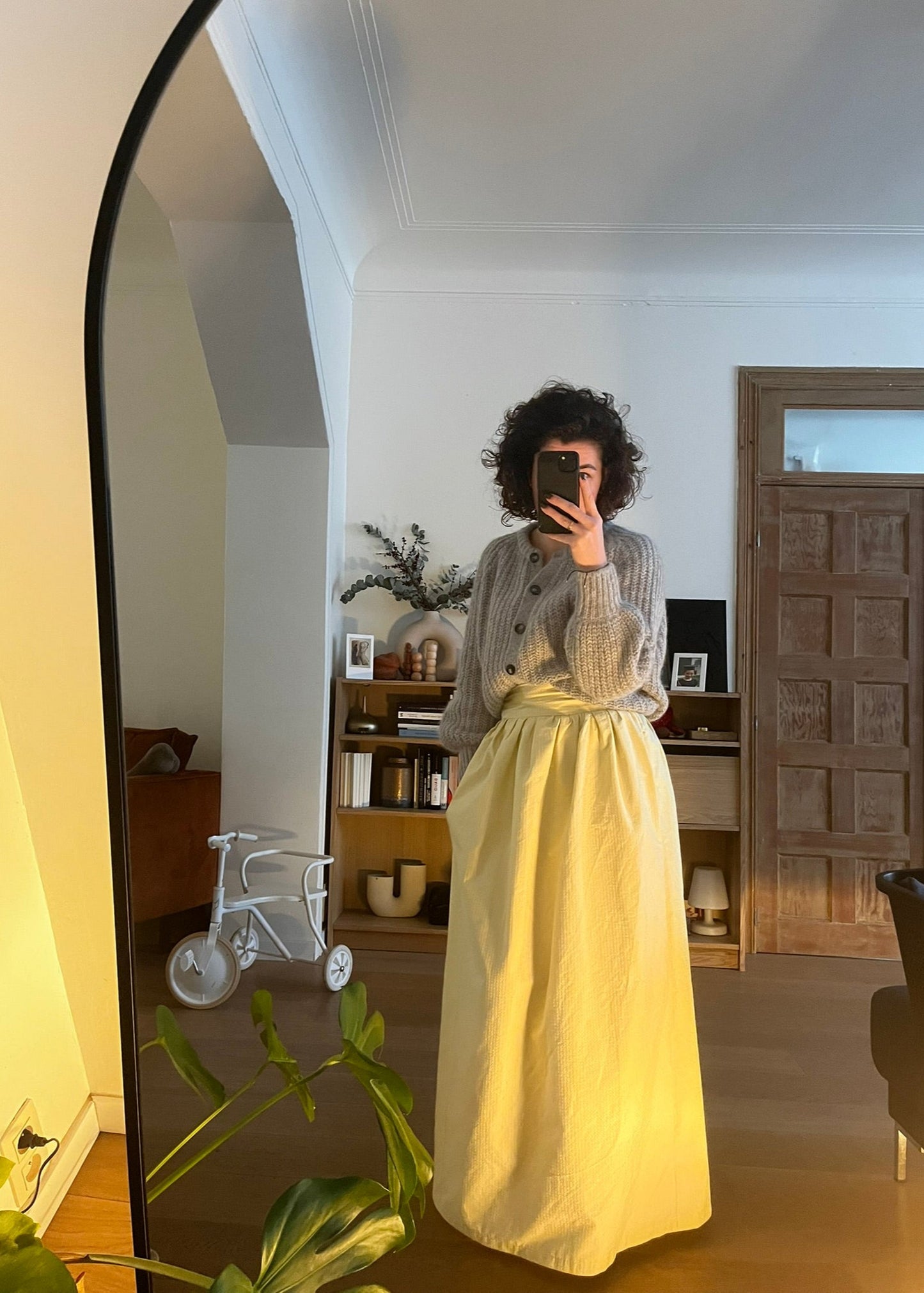 CHPTR I. I/VI The Buttery Yellow One